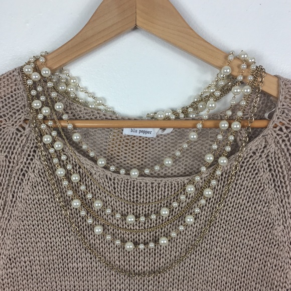 Jewelry - Pearls and Gold Chain Layered Statment Necklace